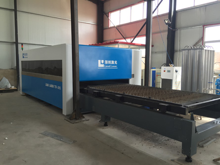 �����и��