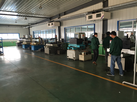 ���и����